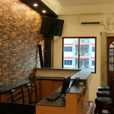 Wayfarer'S Rest Hotel Yangon Bagian luar foto