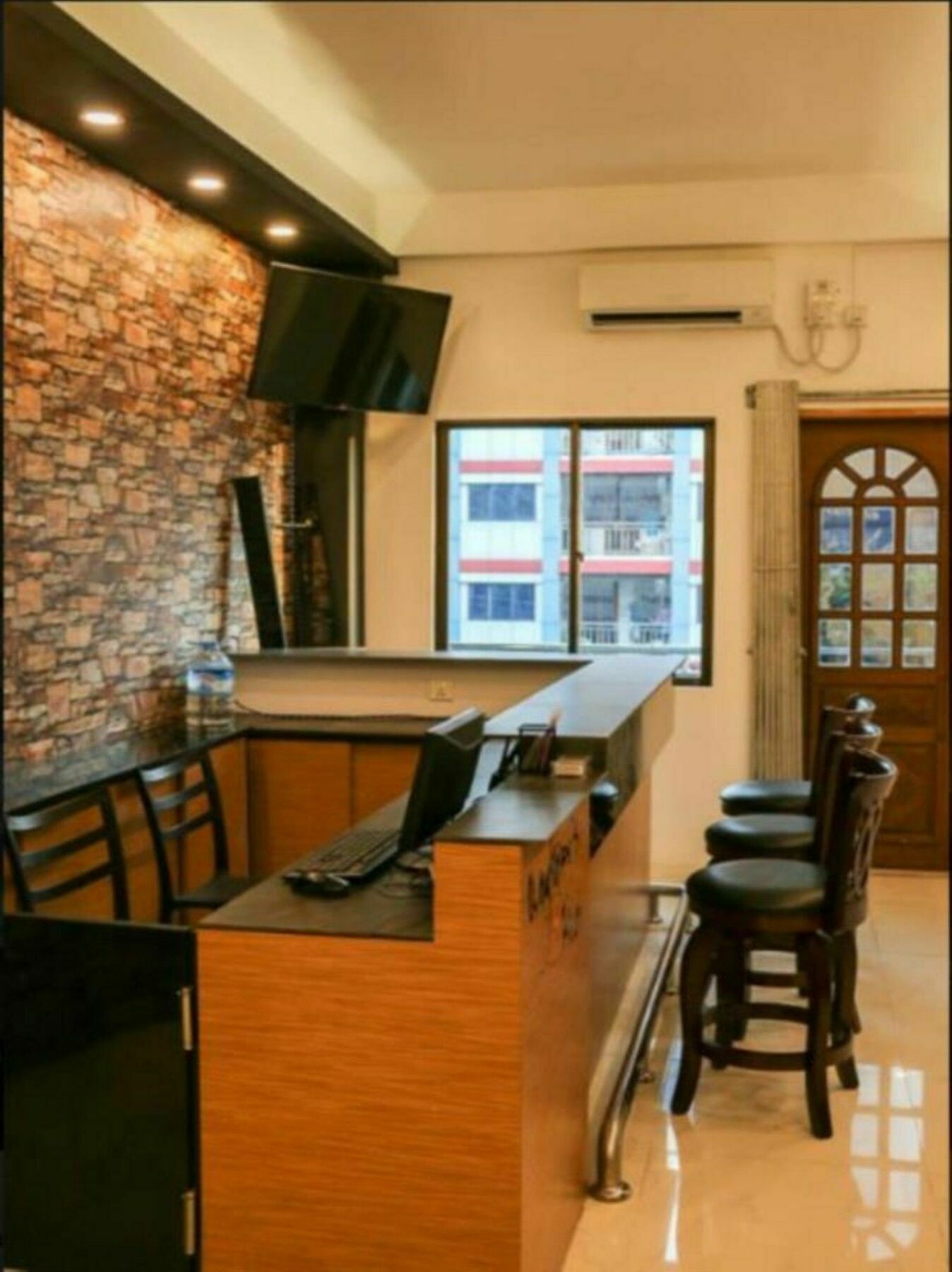 Wayfarer'S Rest Hotel Yangon Bagian luar foto